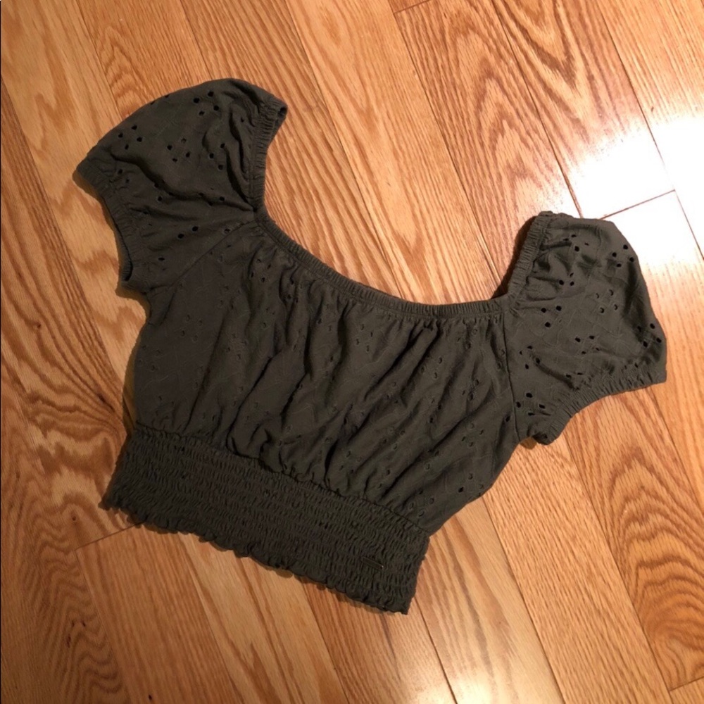 Hollister Olive Green Crop Top (Size XS)